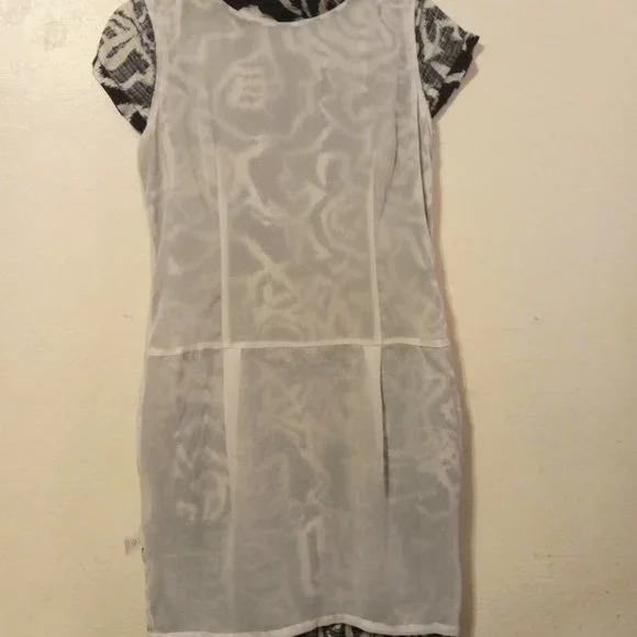 Pendleton Half Zip Dress Black & White GUC Size 4 - Picture 12 of 12